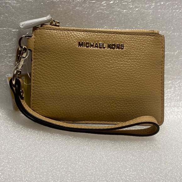 MICHAEL Michael Kors Handbags - NWT 🔥 Michael kors jet set small coin purse